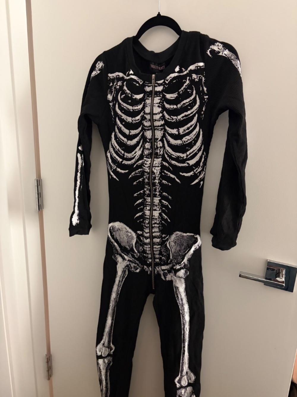 New with Tags Dolls Kill Lazy Bones Thermal Onesie Jumpsuit - Picture 3 of 4